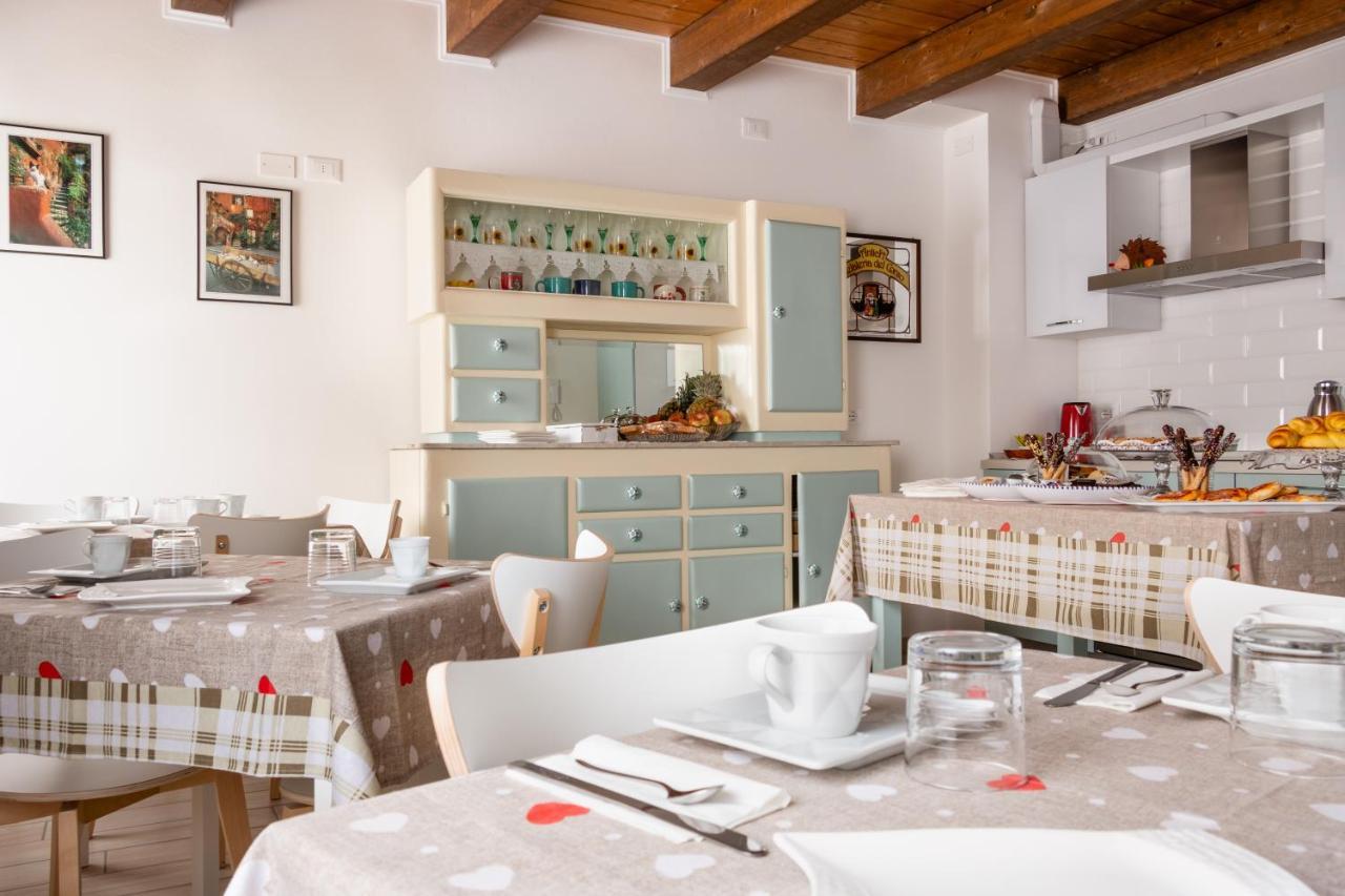 La Casa Di Santino Bed & Breakfast Comacchio Exterior photo