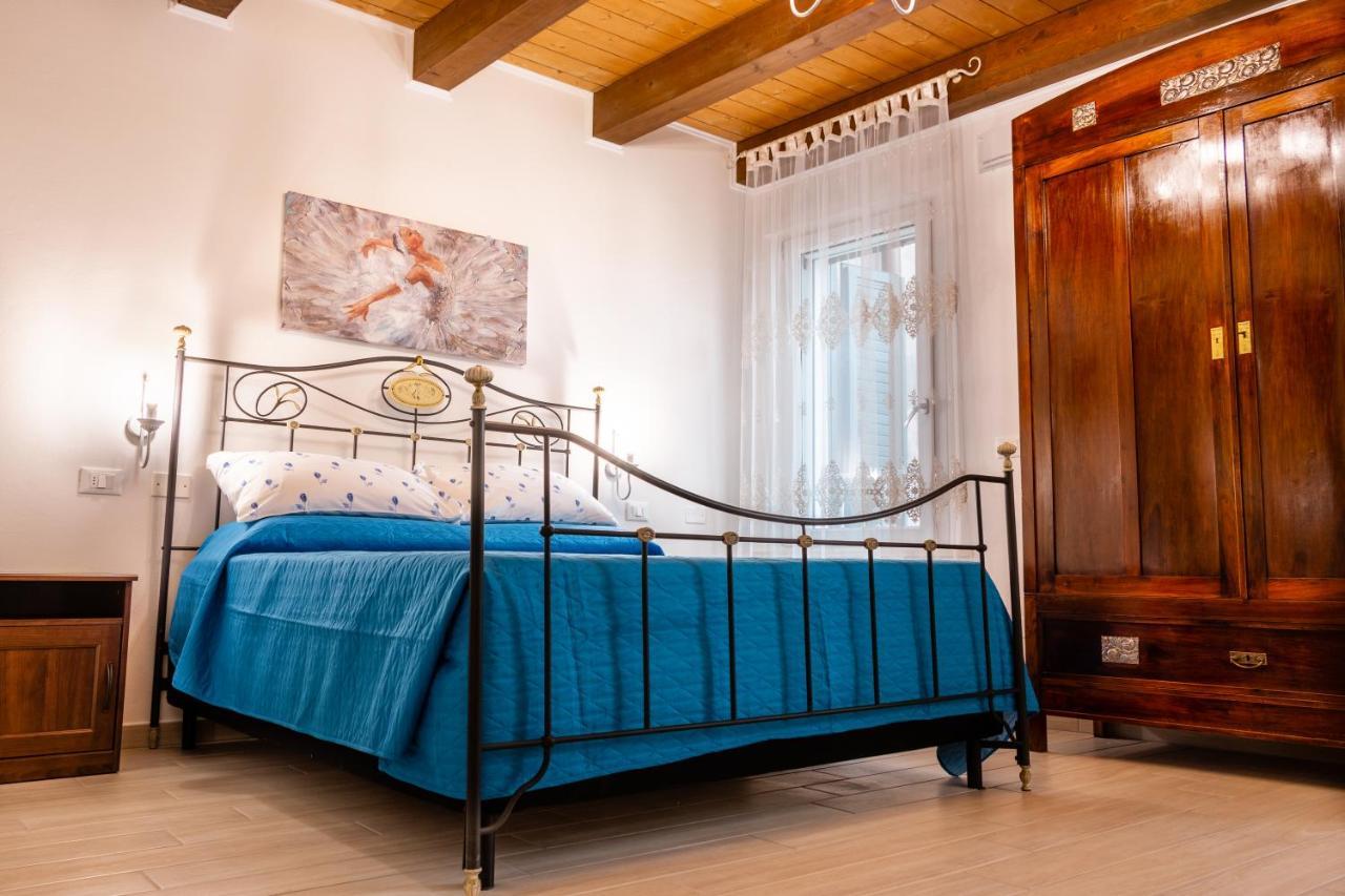 La Casa Di Santino Bed & Breakfast Comacchio Exterior photo